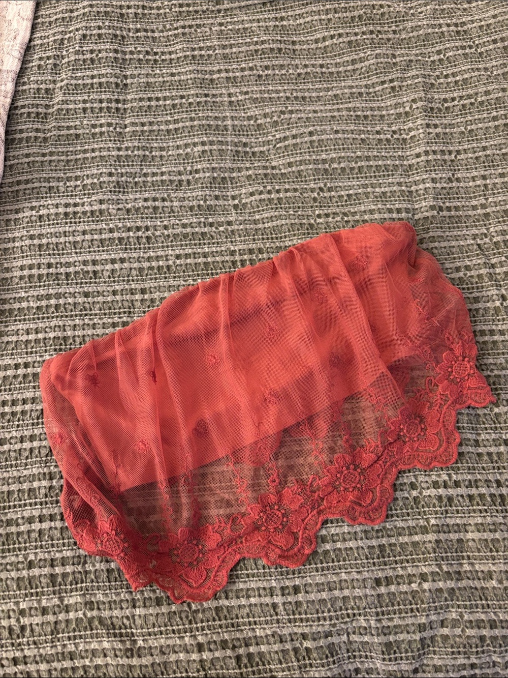 Garage Coral Lace-Trim Strapless Bandeau